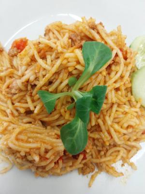 Špagety zapečené s vepřovým masem